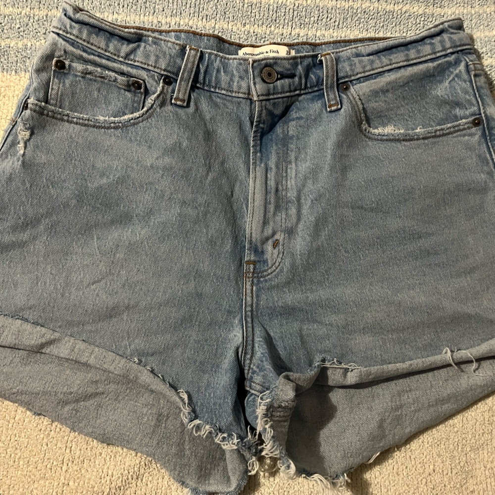 Abercrombie Curve Love High Rise Mom Shorts